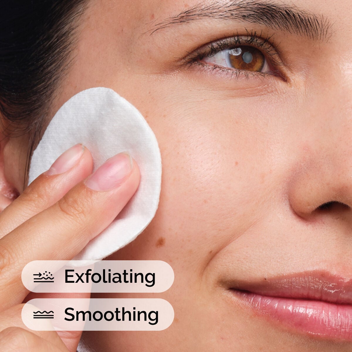 glycolic-acid-7-exfoliating-toner-f4 ord-glycolic-acid-exfoliating-toner-model-application-with-benefits.jpg